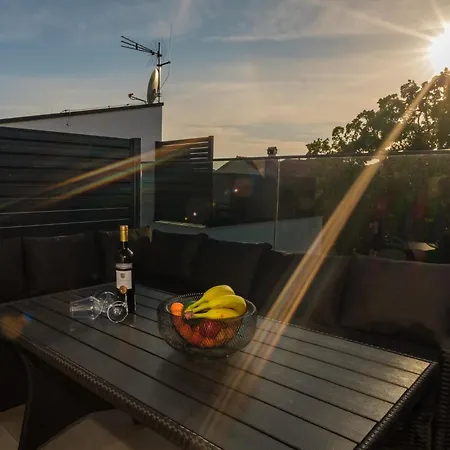 Blue Sky Pool Villa-gm Vodice