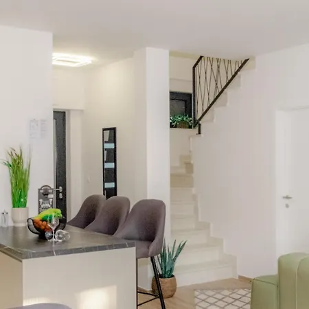 Blue Sky Pool Villa-gm * Vodice