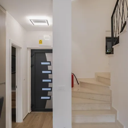 Blue Sky Pool Villa-gm Villa *