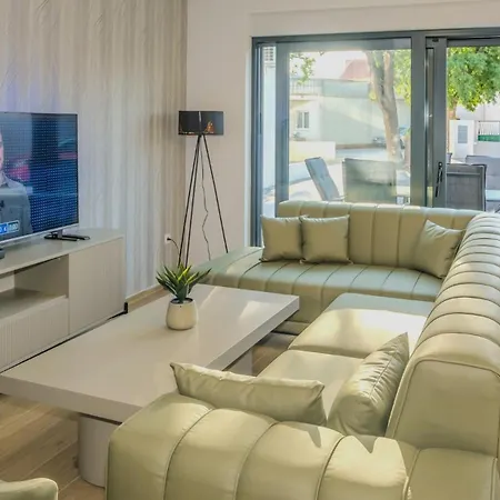 Blue Sky Pool Villa-gm Villa *