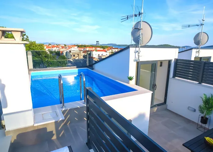 Blue Sky Pool Villa-gm Vodice