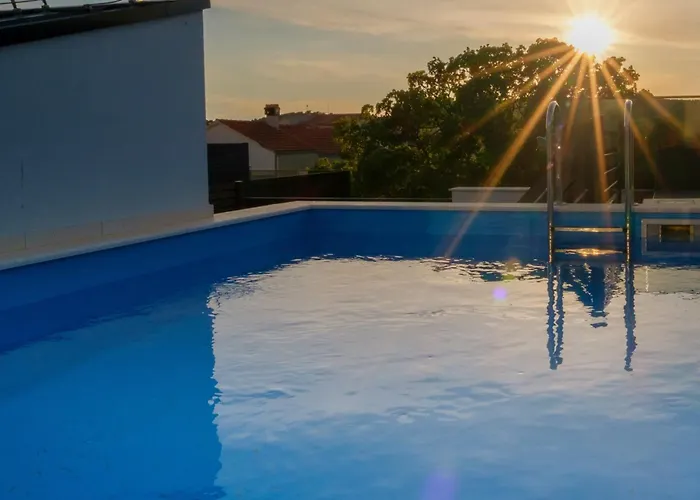 Vila Blue Sky Pool Villa-gm