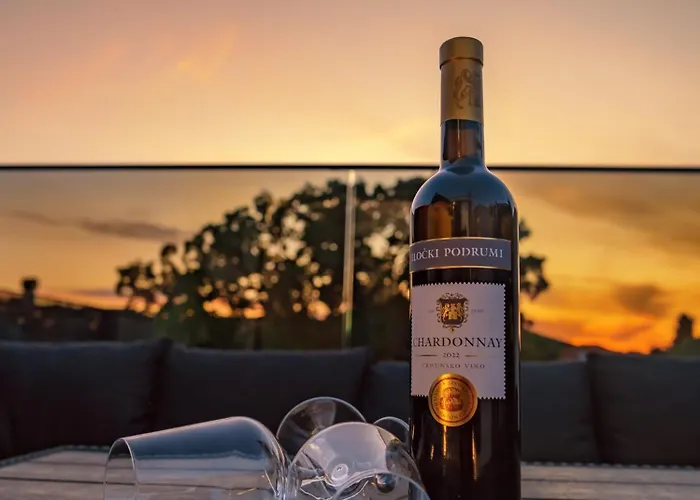 Blue Sky Pool Villa-gm Вилла *